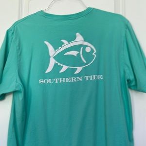 Men’s Southern Tide t shirt. Size XL.